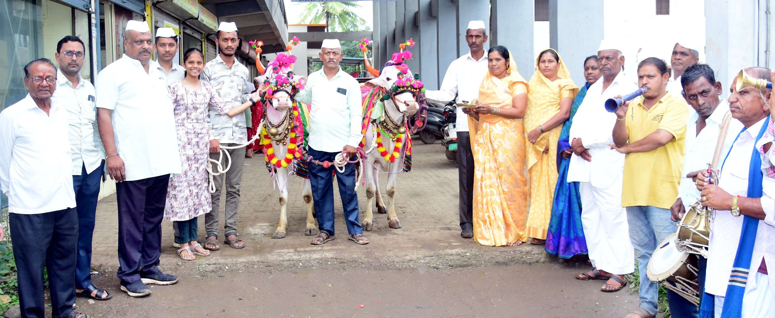 लासलगावला पोळ्याचा सन मोठ्या उत्साहात साजरा.